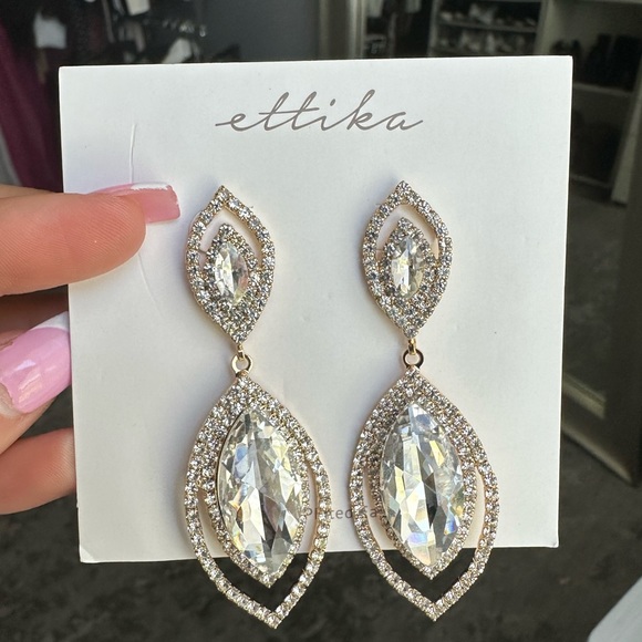 Ettika Lovely Earrings - Picture 3 of 3